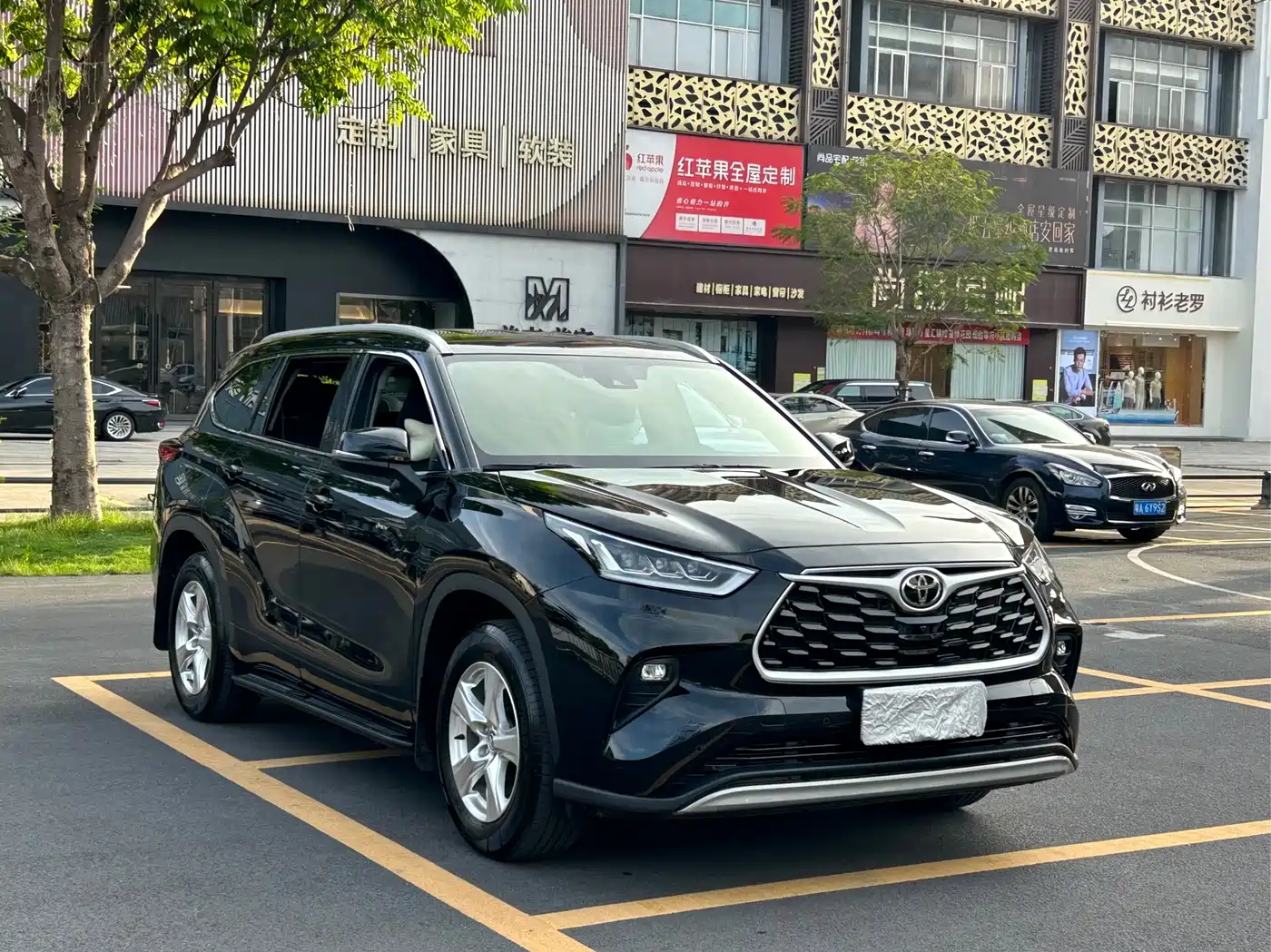 Toyota Highlander 2024 2.5L Smart Hybrid 4WD Elite 7-seater фото 4