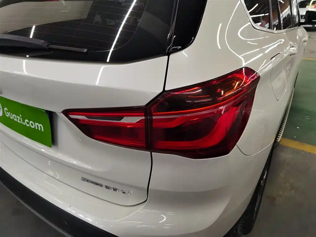 BMW X1 2019 sDrive20Li Leading Model фото 23