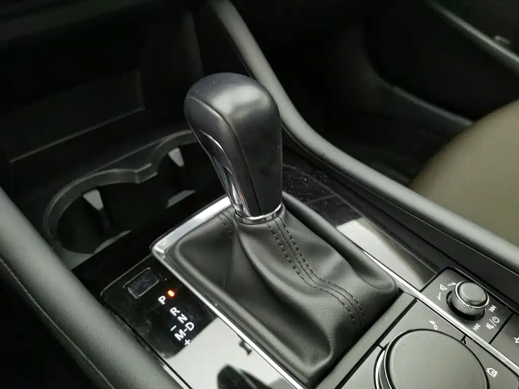 Mazda MAZDA3, миниатюра 13