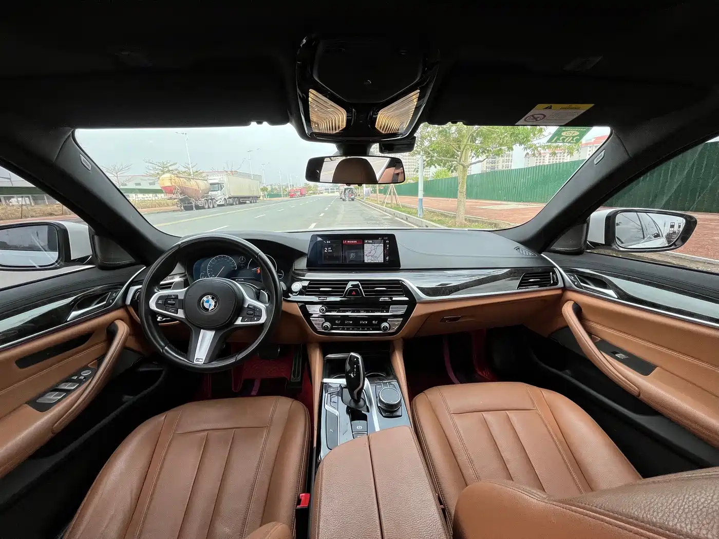 BMW 5 Series 2019 530Li Leading M Sport Package фото 4