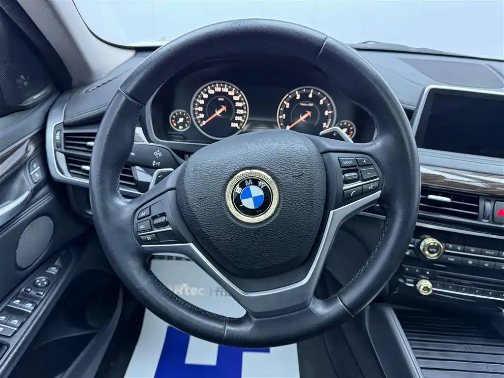 BMW X6 2015 xDrive35i Premium фото 12