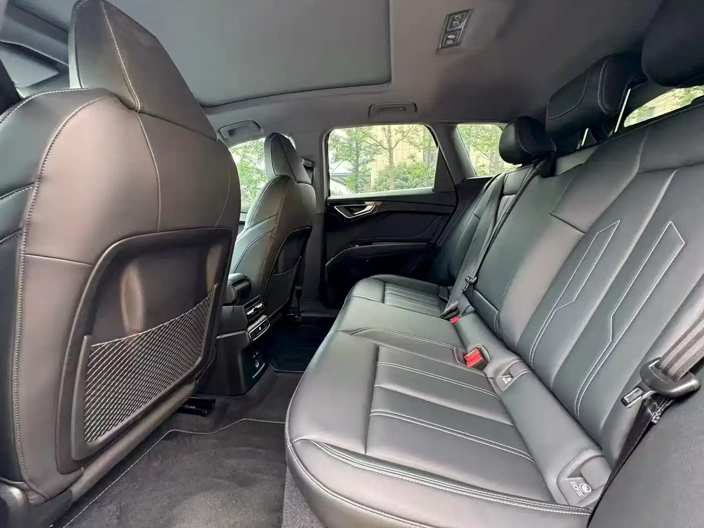 Audi Q4 e-tron 2024 40 e-tron Pioneer Edition фото 5