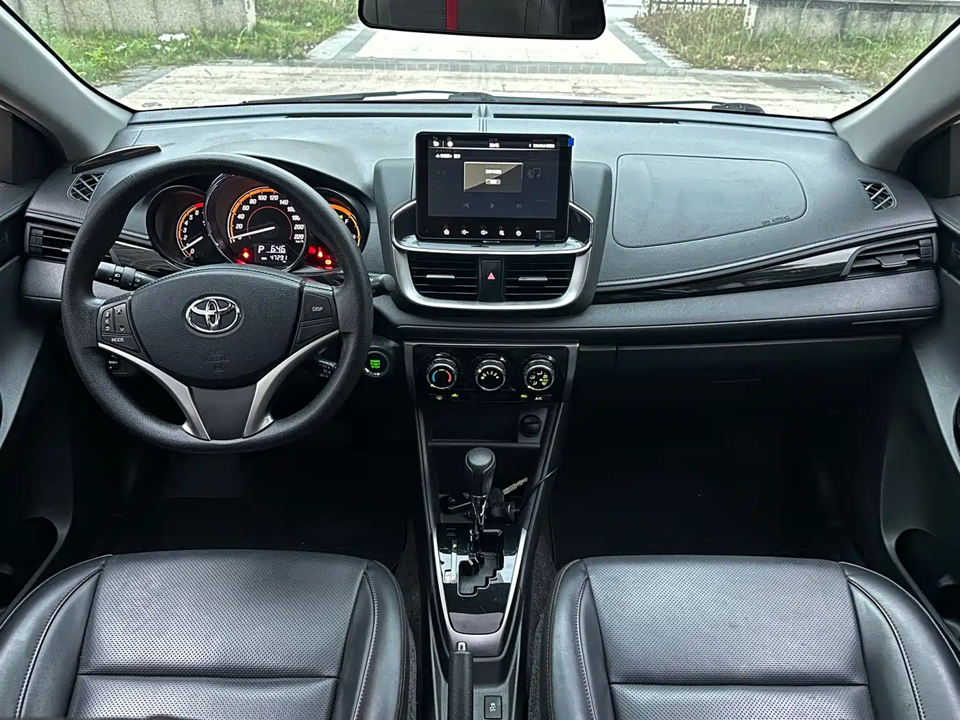 Toyota YARiS L Zhi Xuan 2020 1.5L CVT Premium Edition фото 9