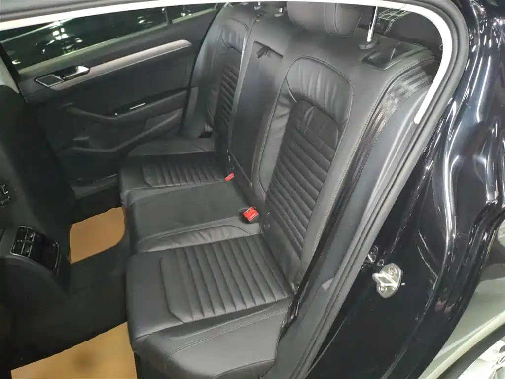 Volkswagen Magotan 2019 330TSI DSG Leading China VI фото 14