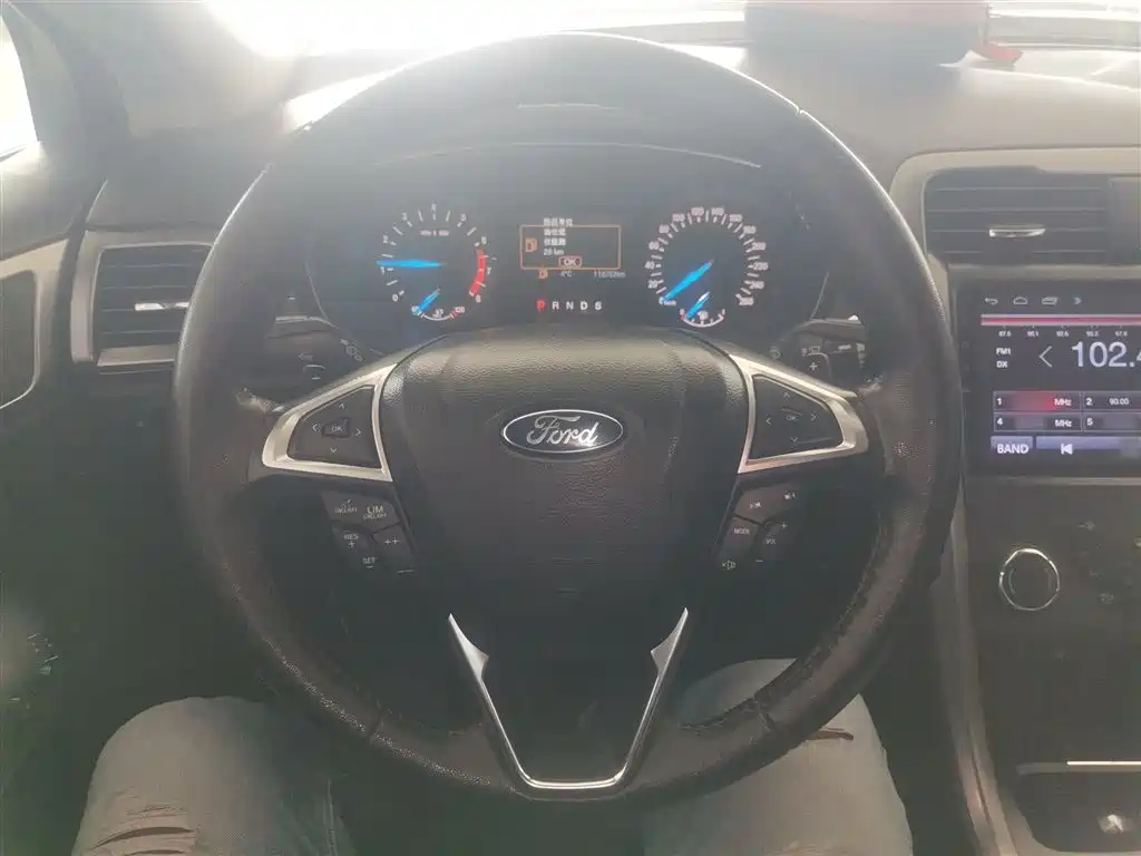 FORD MONDEO