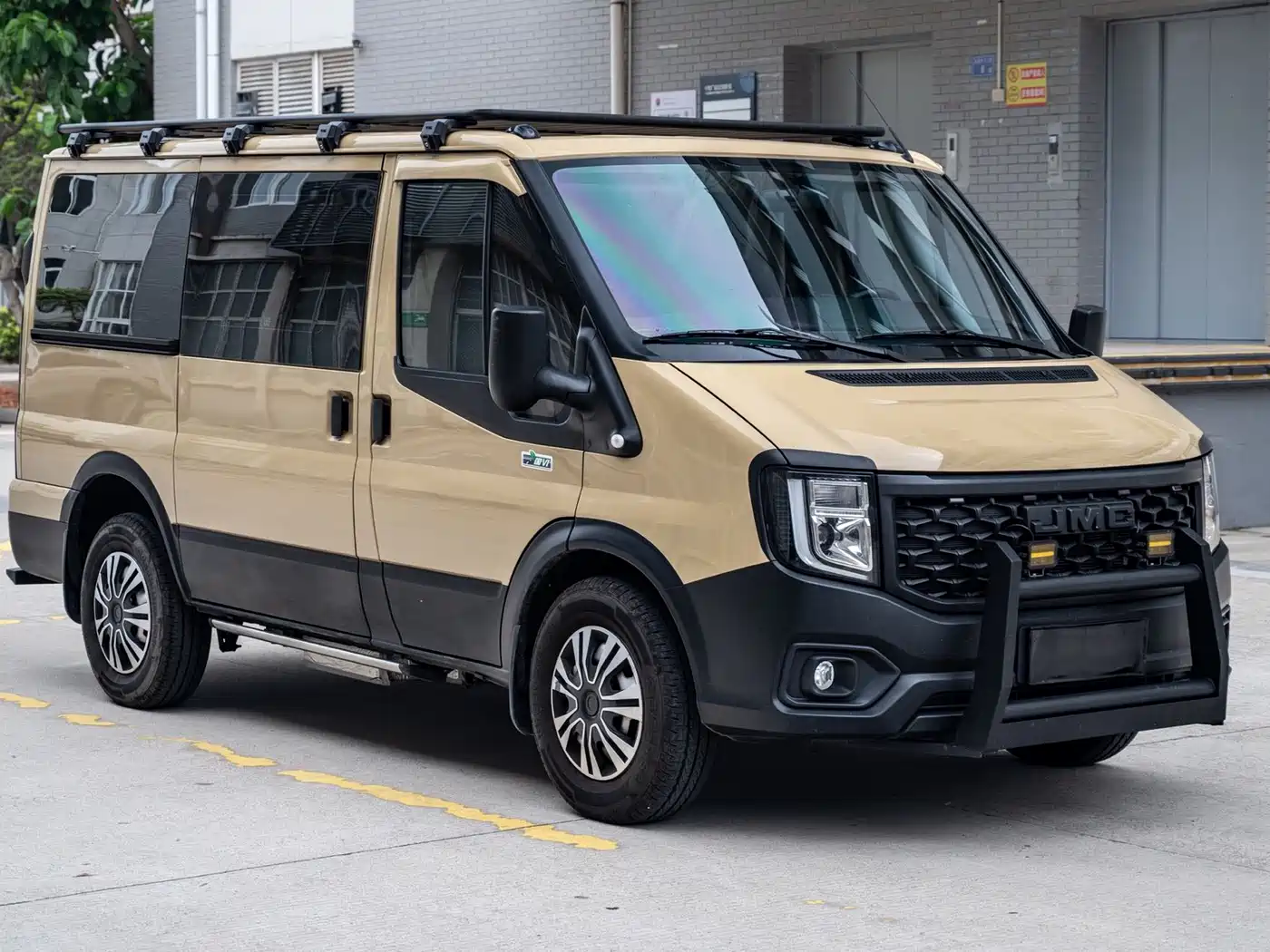 Jiangling JMC Fushun 2024 Commercial Operation Modified Vehicle 2.0T Auto Business Comfort 10-Seater фото 3