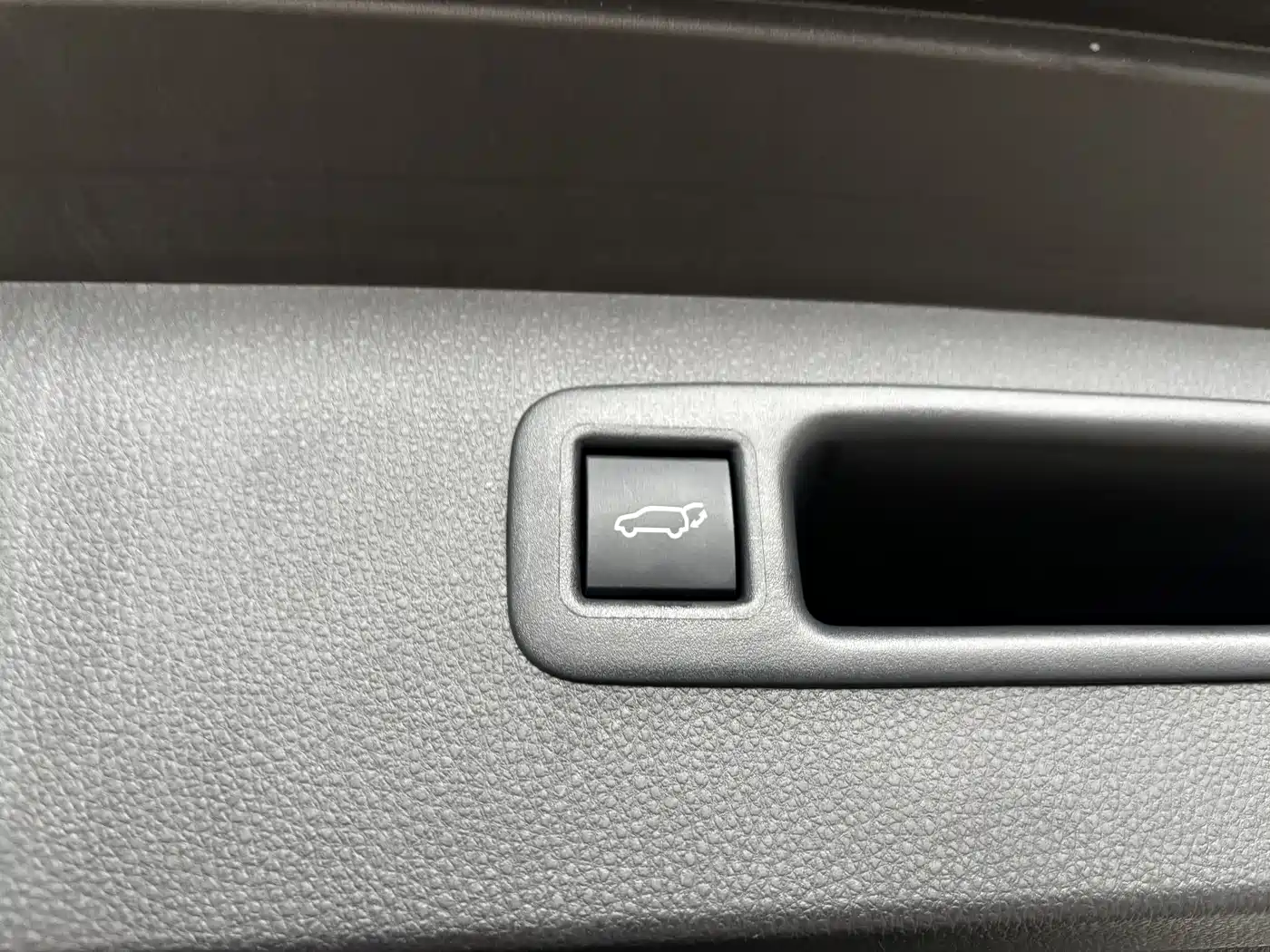Toyota Highlander 2024 380T AWD Premium 7-Seater фото 29