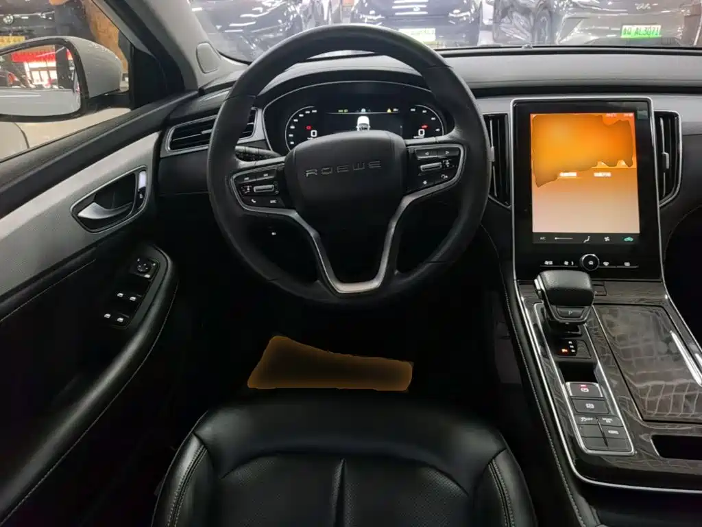 Фото 11 - Roewe i6 MAX EV