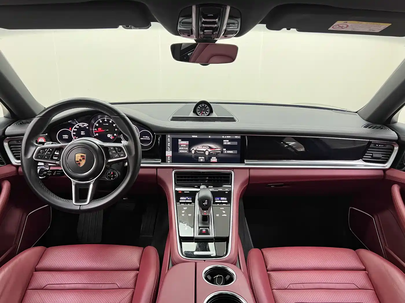 Porsche Panamera 2017 Panamera 3.0T фото 13