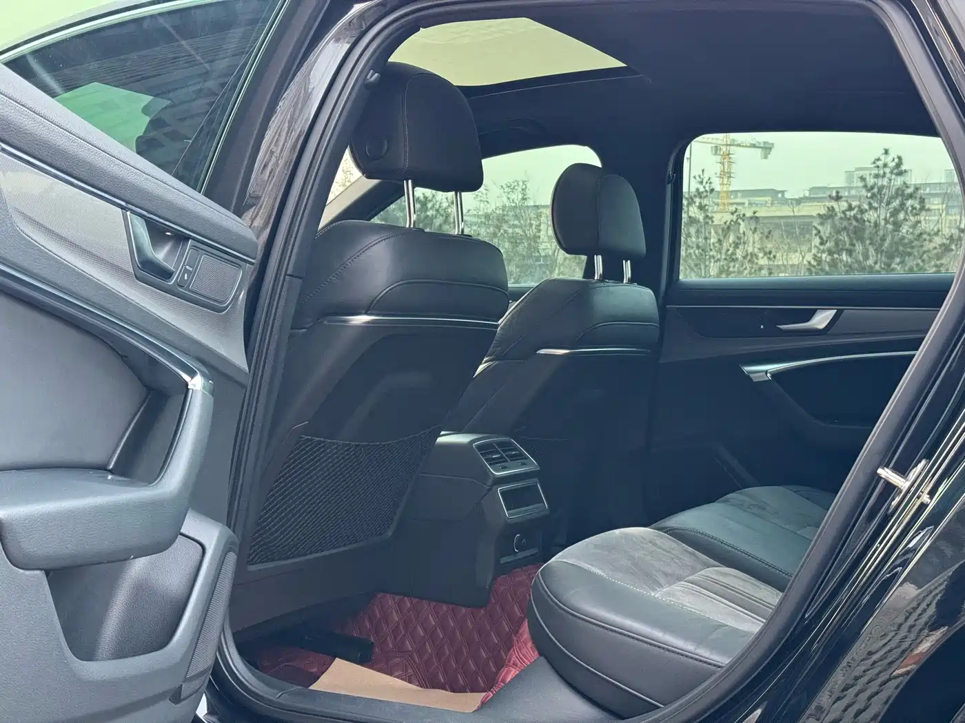 Audi A6L 2021 40 TFSI Luxury Sport фото 15