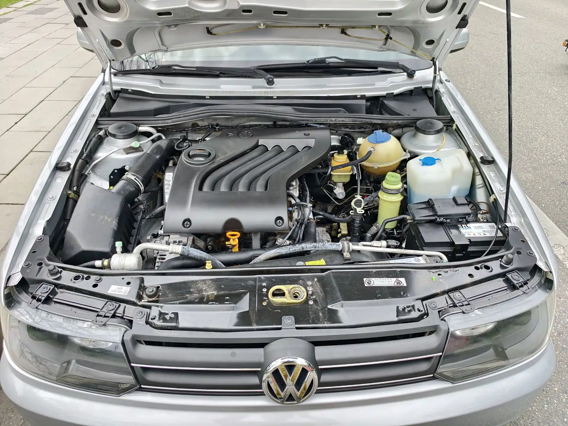 Photo 11 - Volkswagen Jetta