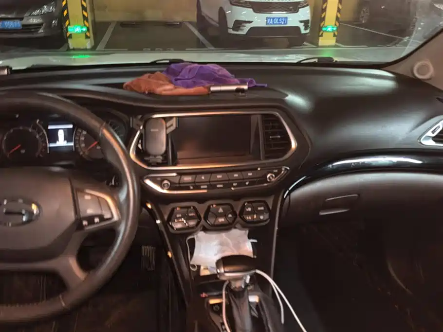 GAC Trumpchi Trumpchi GS4 2016 235T G-DCT Luxury Edition фото 13