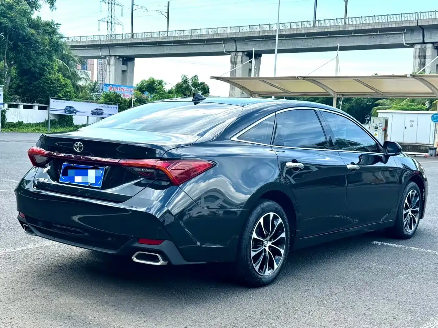 Toyota Avalon 2022 2.0L Luxury Edition фото 4