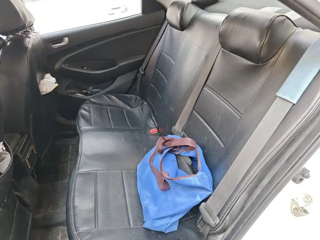 Hyundai Verna 2019 2017 1.4L Manual Colorful Connected Edition China VI