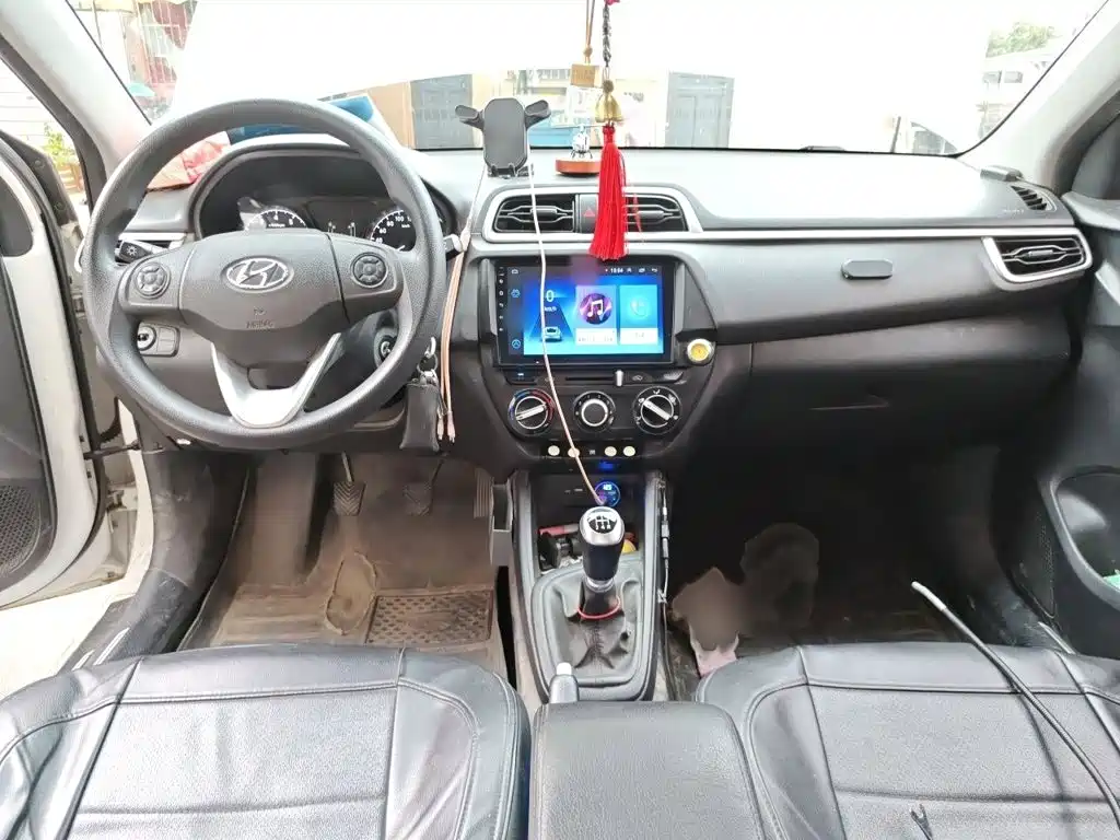 Hyundai Verna 2019 2017 1.4L Manual Colorful Connected Edition China VI