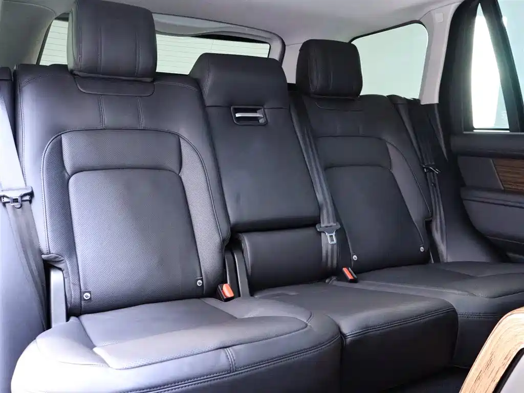 Land Rover Range Rover 2019 3.0 SC V6 Heritage Extended Edition фото 22