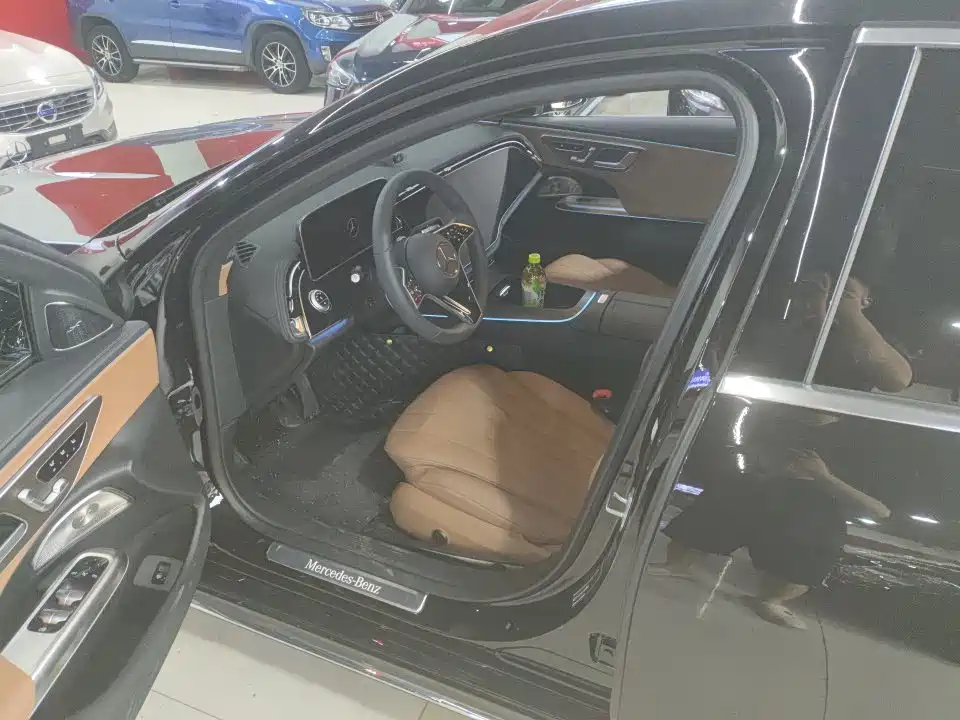 Mercedes-Benz E-Class 2026 2026 E 300 L Luxury