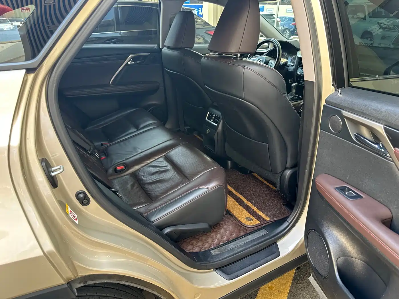 Lexus RX 2016 300 4WD Elegance Edition (China V) фото 19