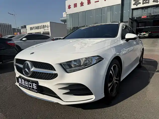 MERCEDES-BENZ A CLASS