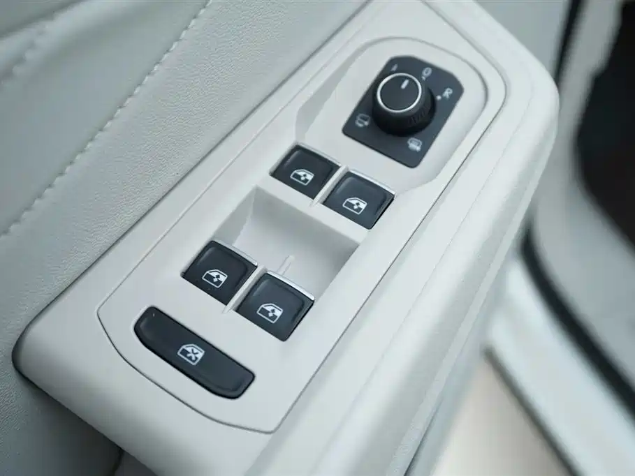 Volkswagen Talagon 2022 530TSI 4WD Flagship Victory Pro Edition 7-Seater фото 11