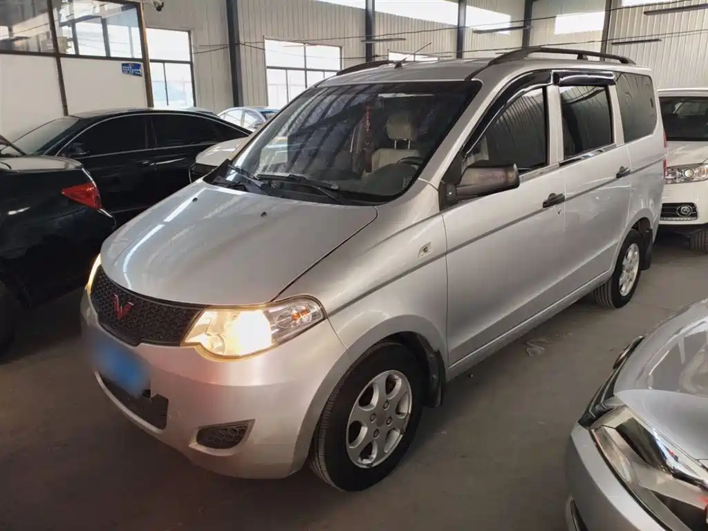 Wuling Motors Wuling Hongguang 2014 2010 1.2L Basic (China IV)