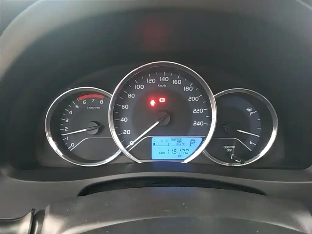 Toyota Levin 2017 Facelift 185T CVT Elite (China V) фото 12