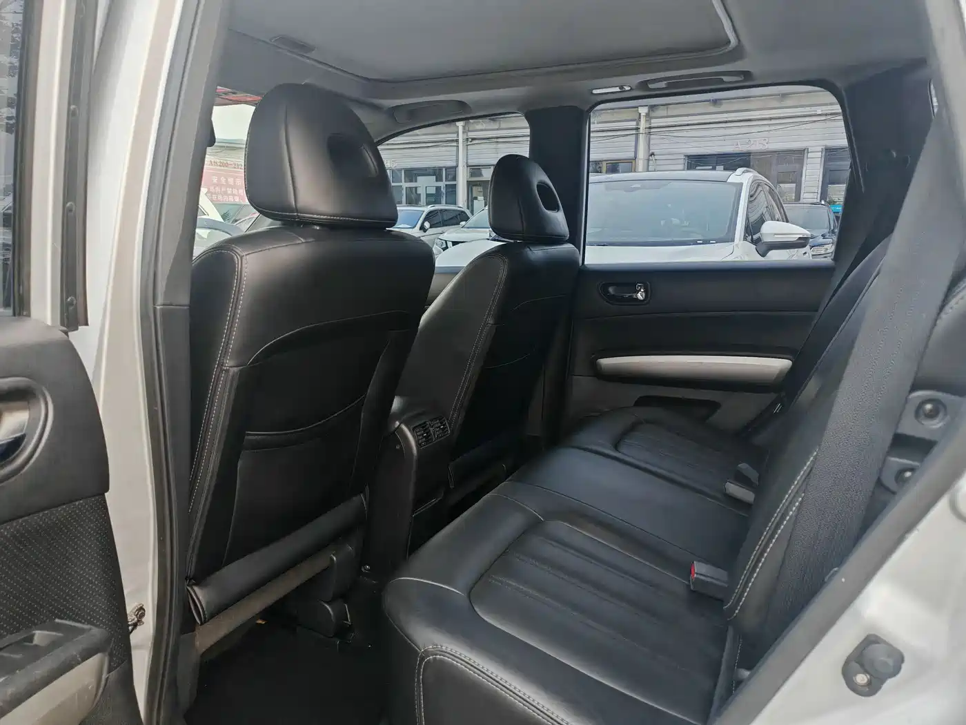 Фото 6 - Nissan X-Trail