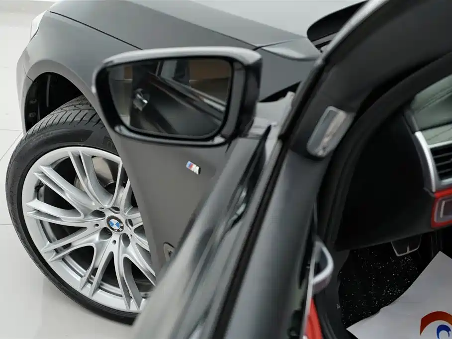 BMW 7 Series 2018 740Li xDrive Luxury M Sport Package Black Flame Edition фото 34