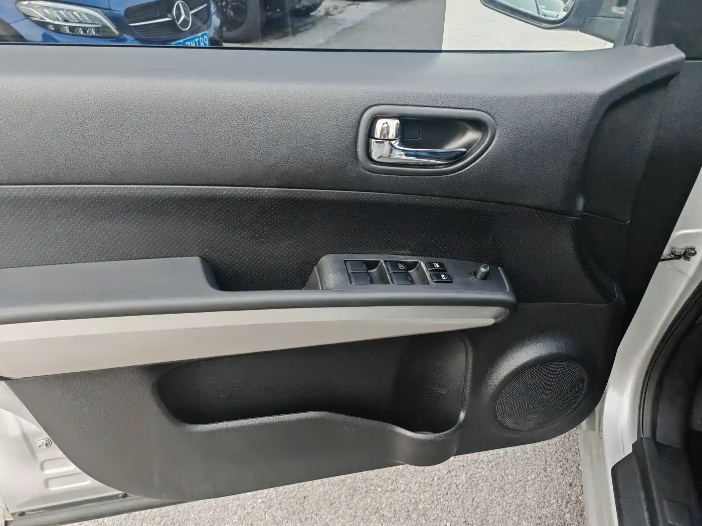 Фото 4 - Nissan X-Trail