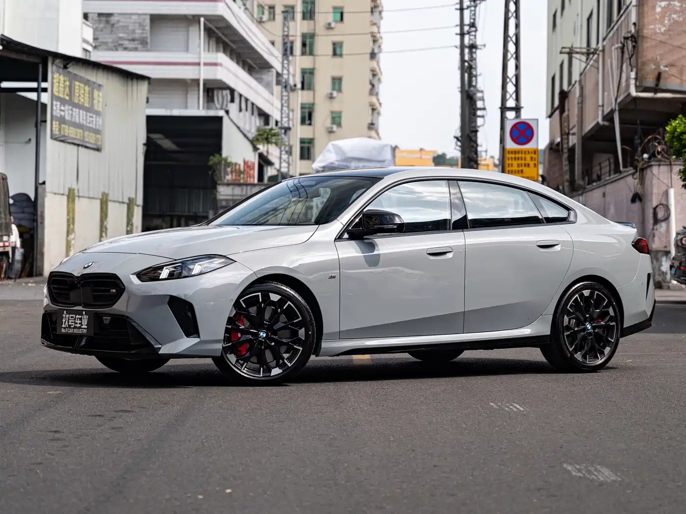 BMW M235L 2025 M235L
