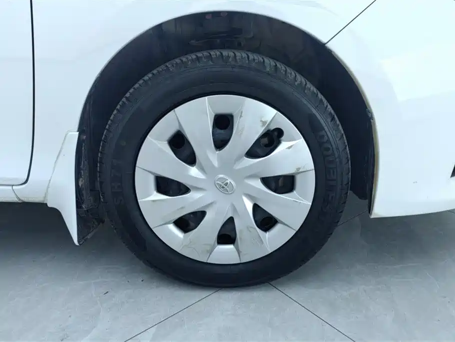 Toyota YARiS L Zhi Xuan 2015 1.5E Auto Charming Edition фото 6