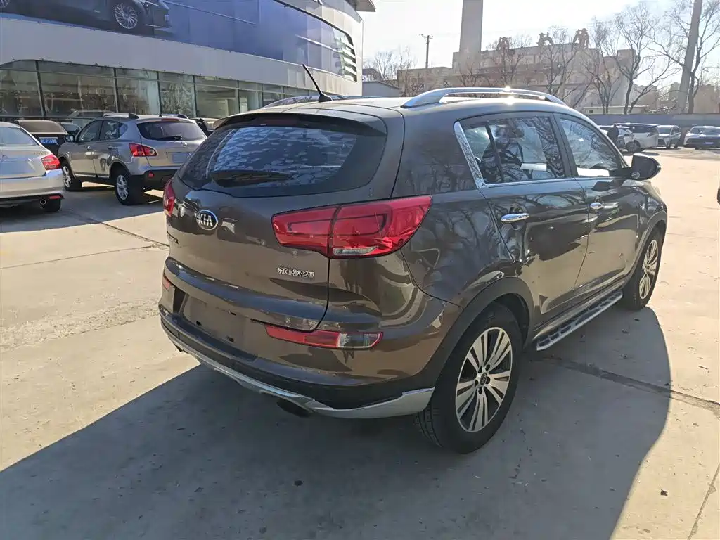 Kia Sportage 2015 2.0L Automatic 2WD DLX фото 7