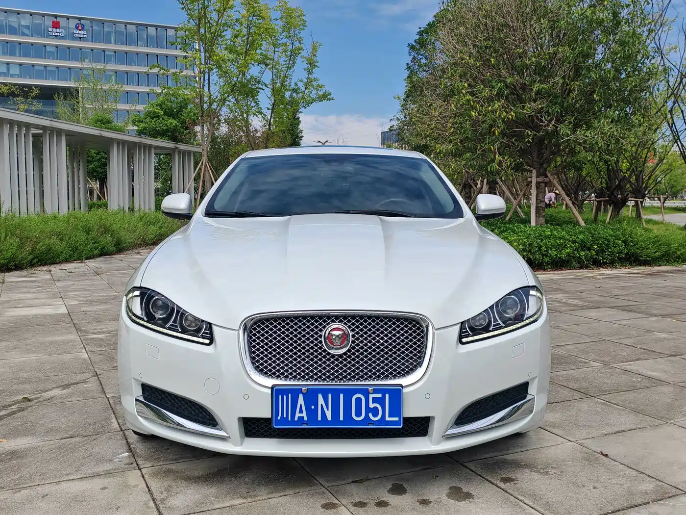 Jaguar XF 2015 2015 XF 2.0T Style Edition