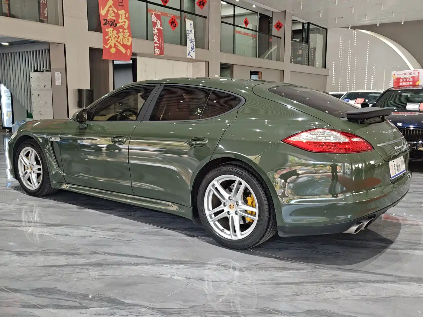 Porsche Panamera 2010 Model Panamera 4S 4.8L фото 34