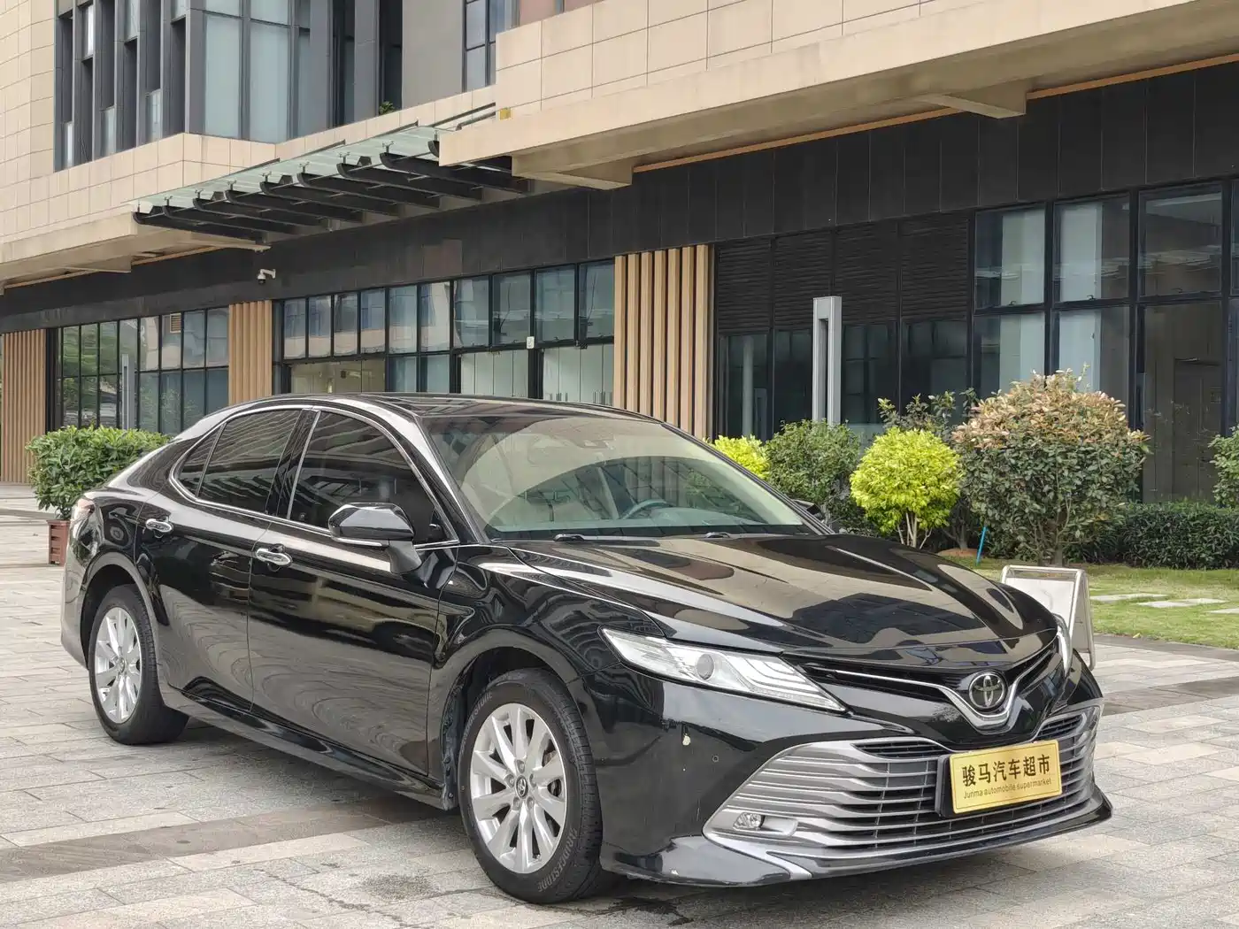 Toyota Camry 2019 Facelift 2.0G Luxury Edition фото 2