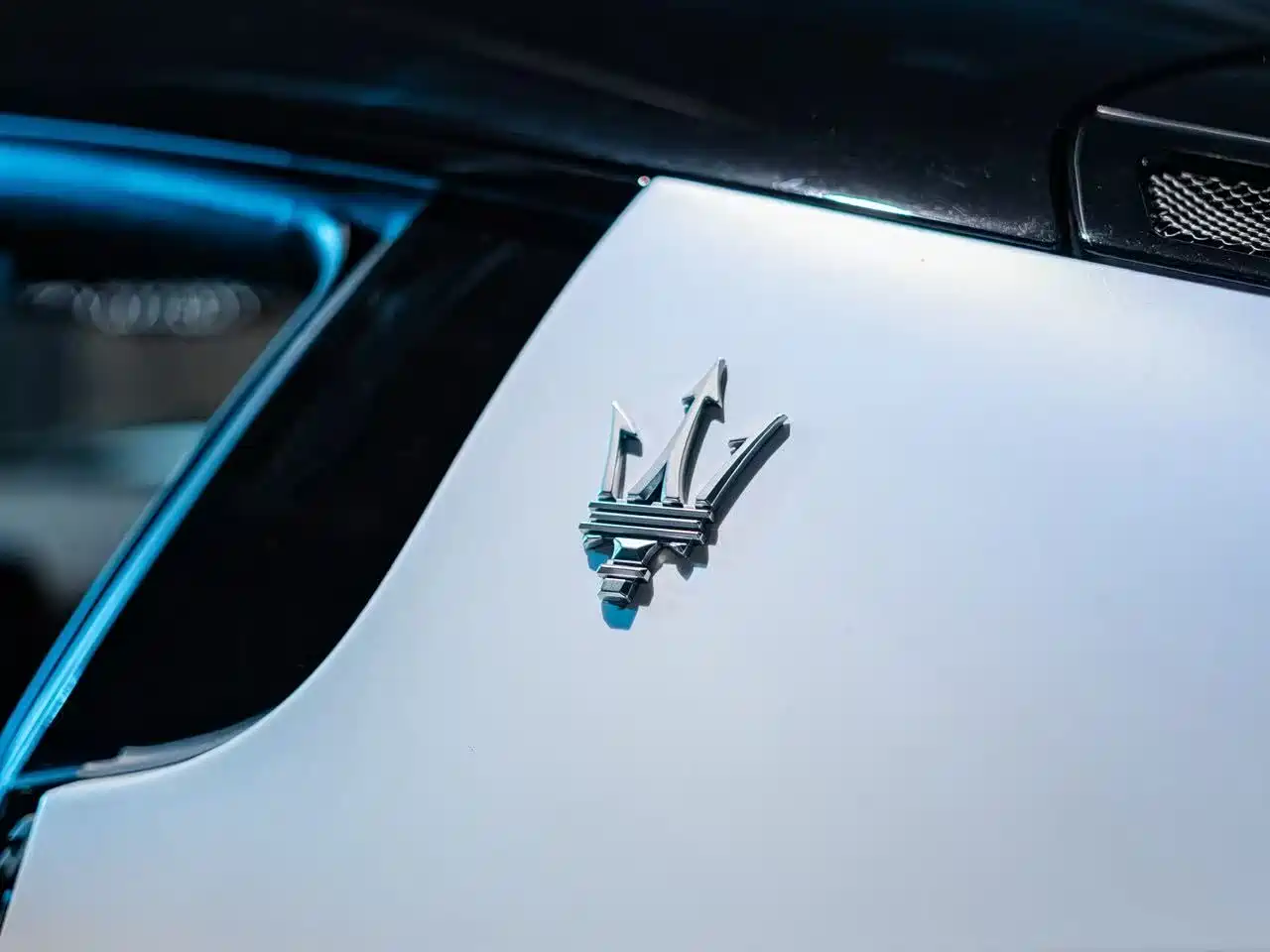 Maserati MC20 2023 3.0T Standard Edition фото 5