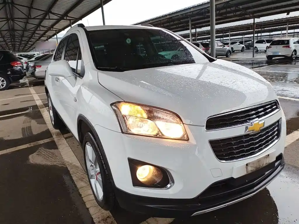 Chevrolet Trax 2014 1.4T Automatic 2WD Luxury фото 4