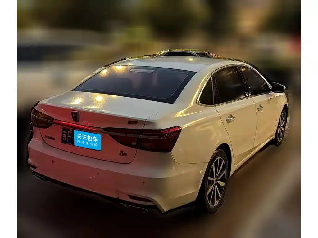 Фото 2 - Roewe i6