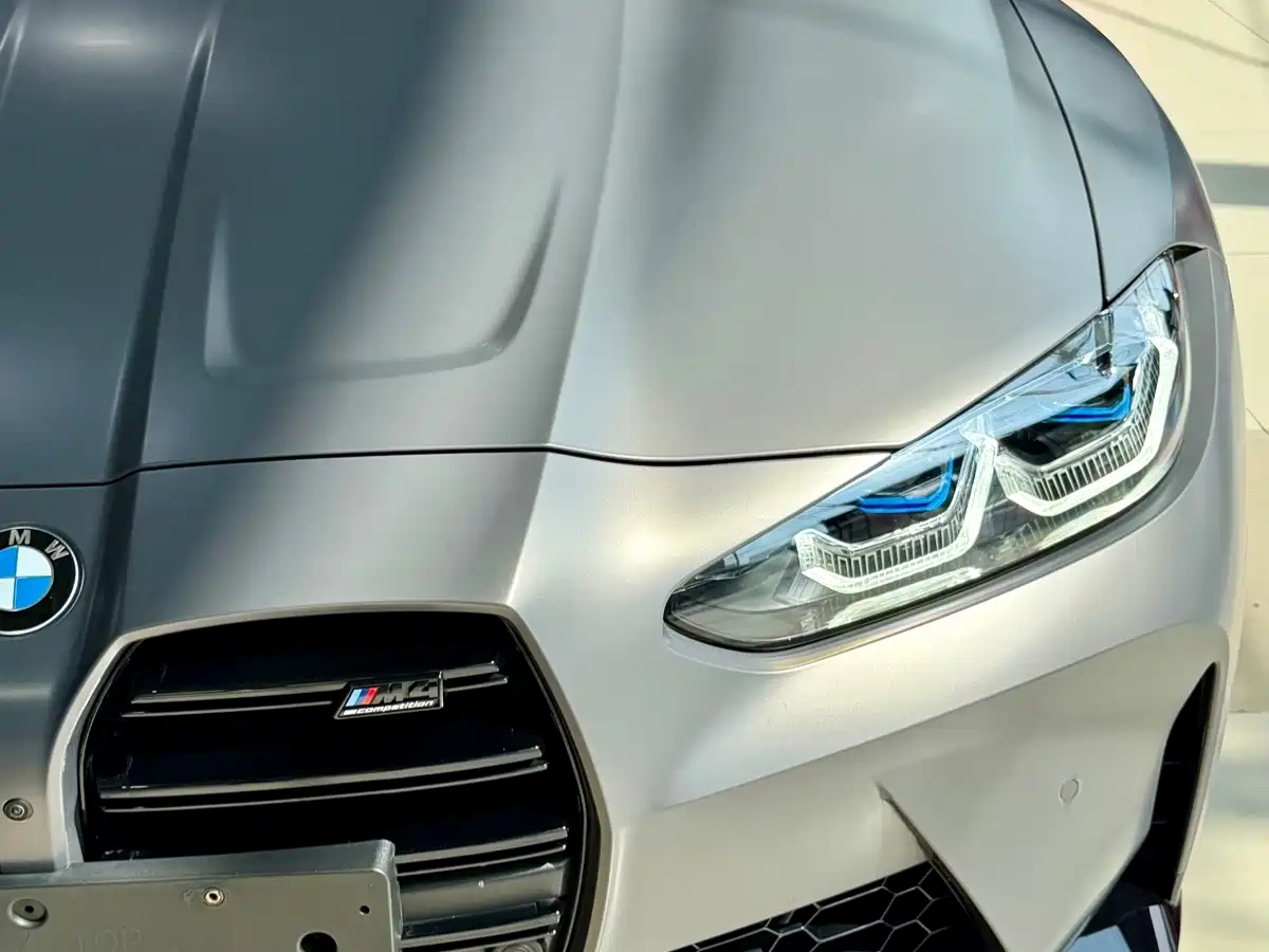 صورة 6 - BMW M4