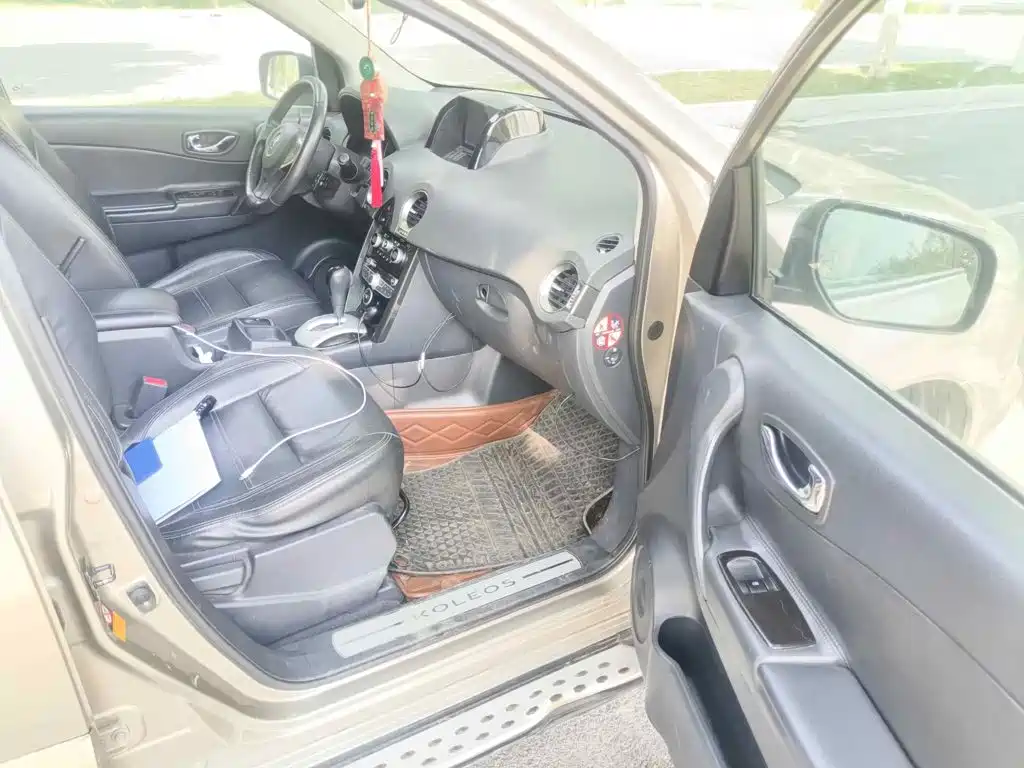 Renault Koleos (Import) 2013 2013 2.5L 2WD Comfort Edition