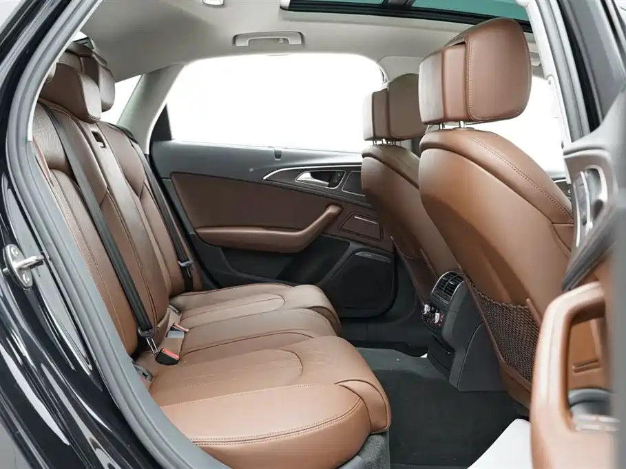 Audi A6L 2015 35 FSI quattro Comfort фото 28