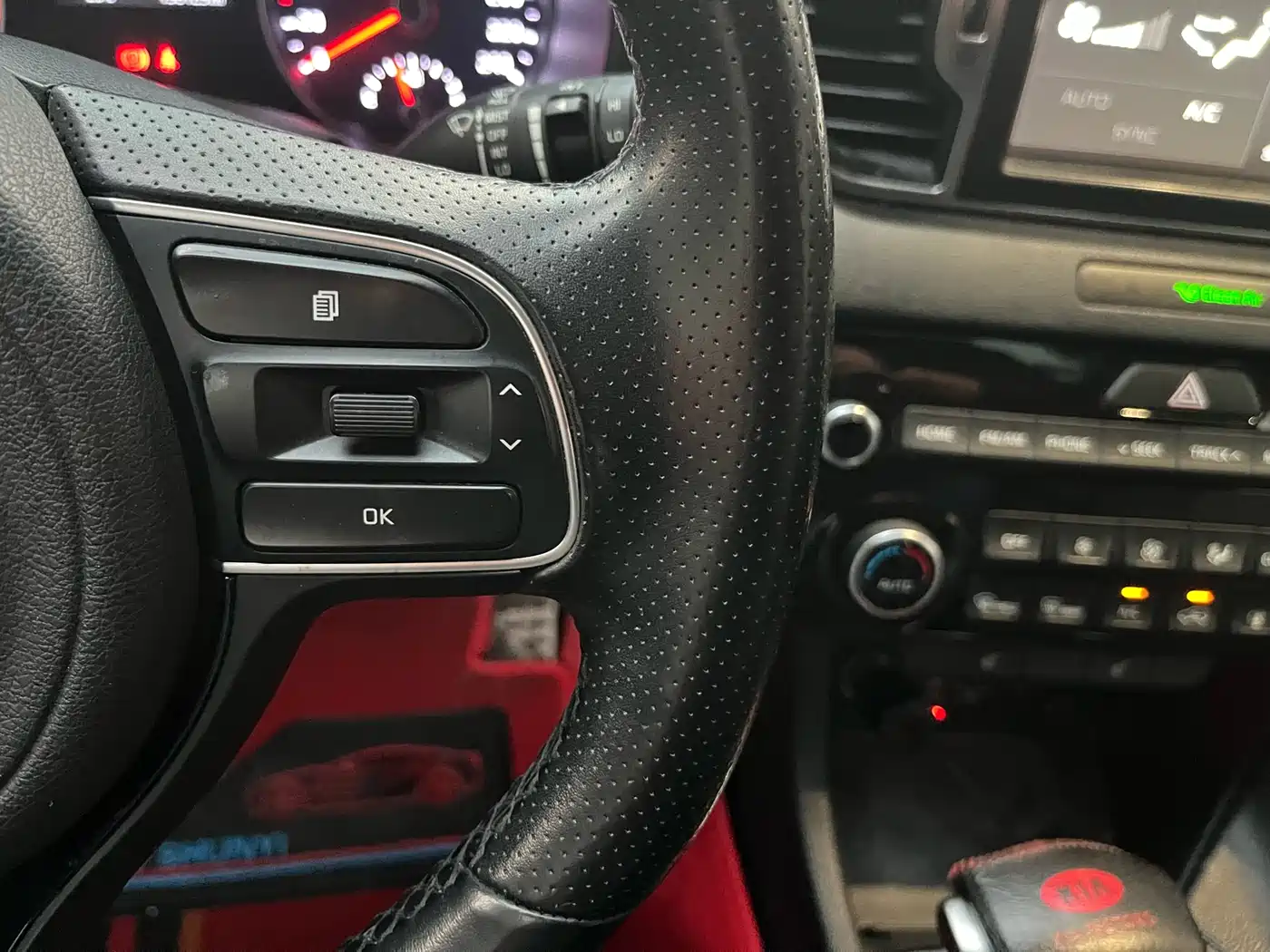 Kia KX5 2016 Model 1.6T Automatic 2WD Premium фото 32
