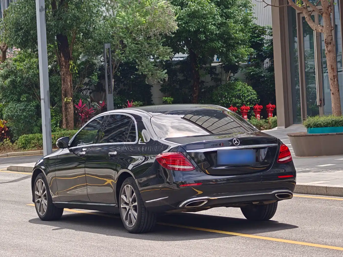 Mercedes-Benz E-Class 2018 Facelift E 200 L фото 10