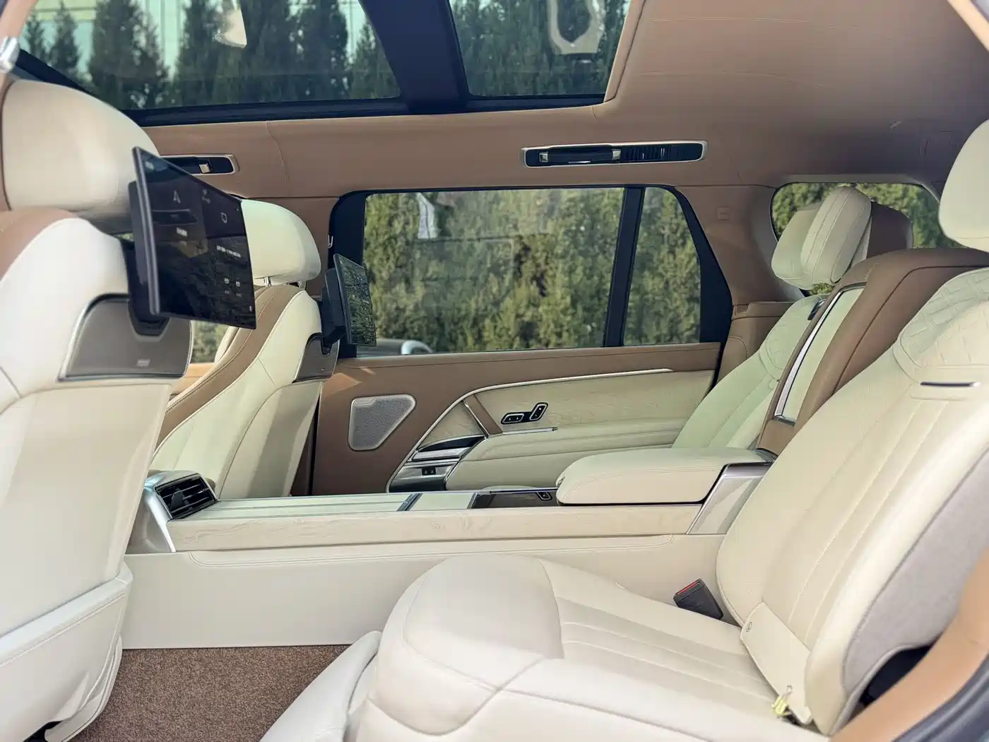 LAND ROVER RANGE ROVER