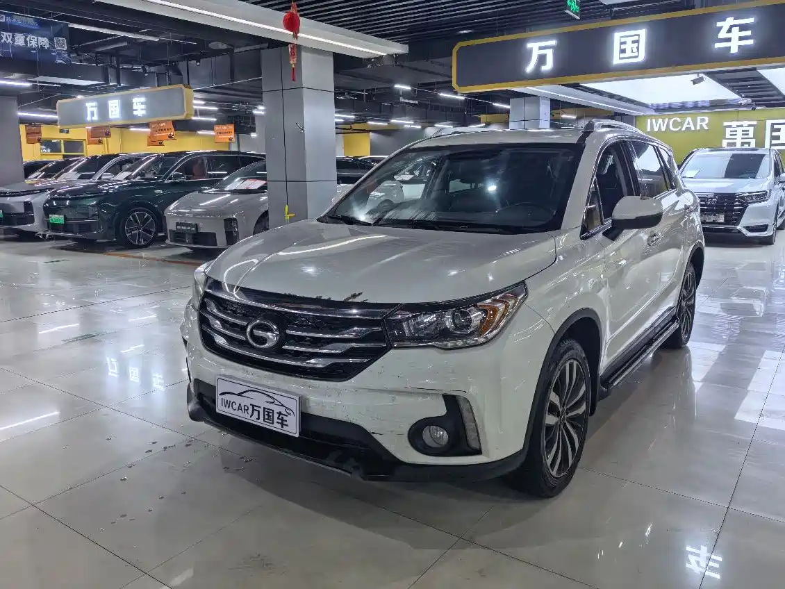 GAC Trumpchi Trumpchi GS4 2016 235T Manual Luxury Edition фото 2