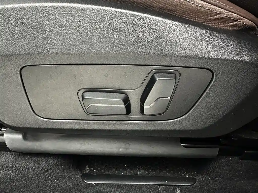 BMW X1 2023 sDrive20Li X Design Package фото 18