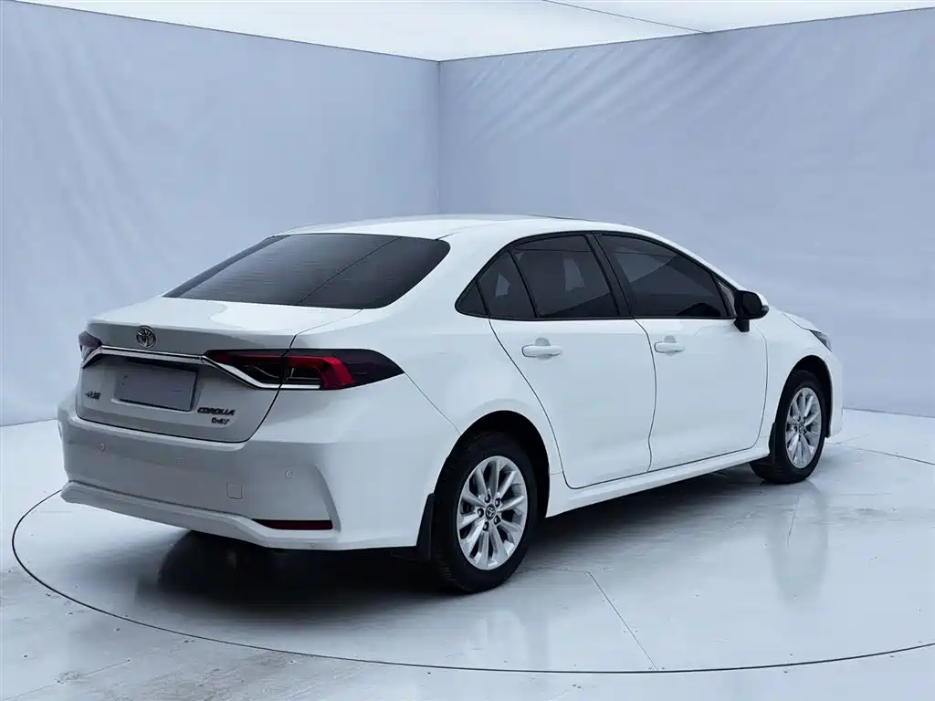 Toyota Corolla 2021 1.2T S-CVT Elite PLUS Edition фото 9