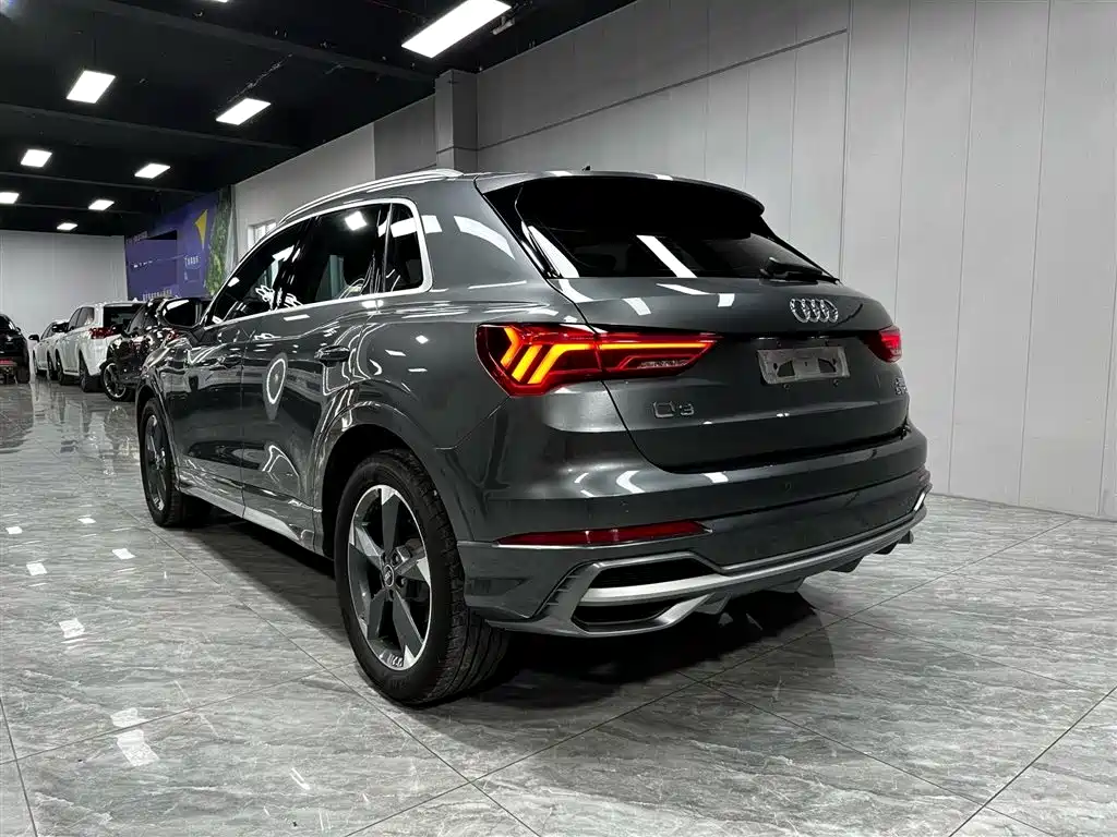 Audi Q3 2022 35 TFSI Fashion Dynamic фото 4