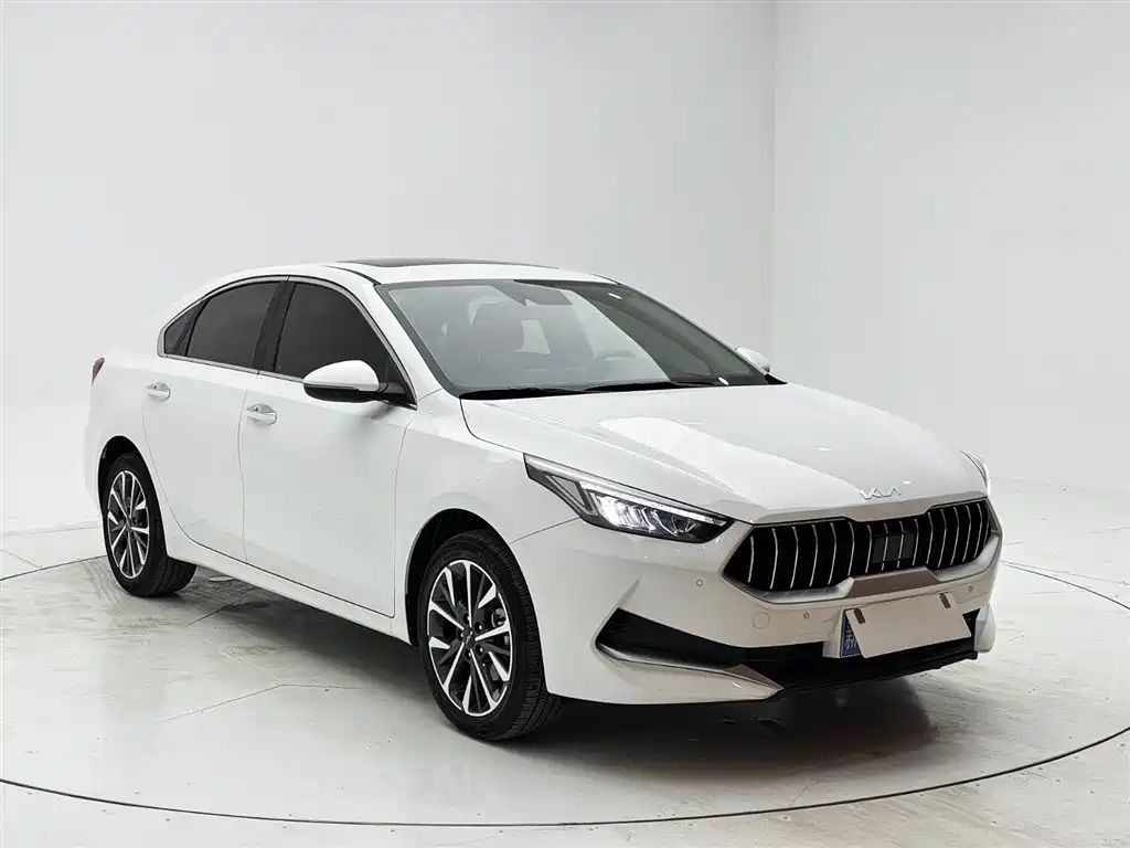 Kia K3 2021 1.5L CVT Refreshed Edition фото 3
