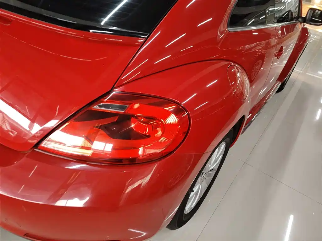 Volkswagen Beetle 2014 1.4TSI Fashion Edition фото 8